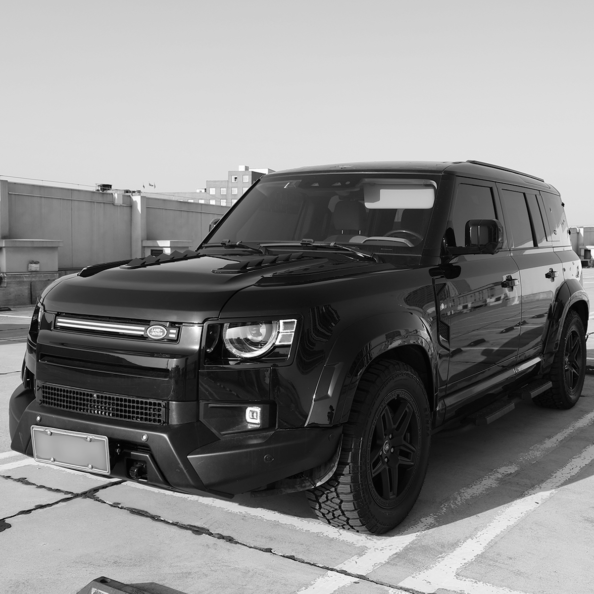 Metal front bumper for Land Rover Defender 90 / 110 / 130