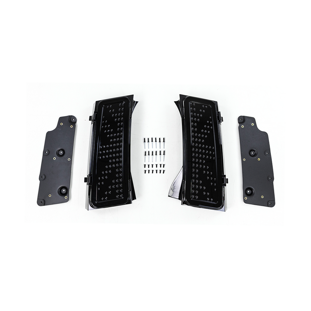 Rear D-Pillar Storage Box  ¨C Carbon Fibre / Gloss Black