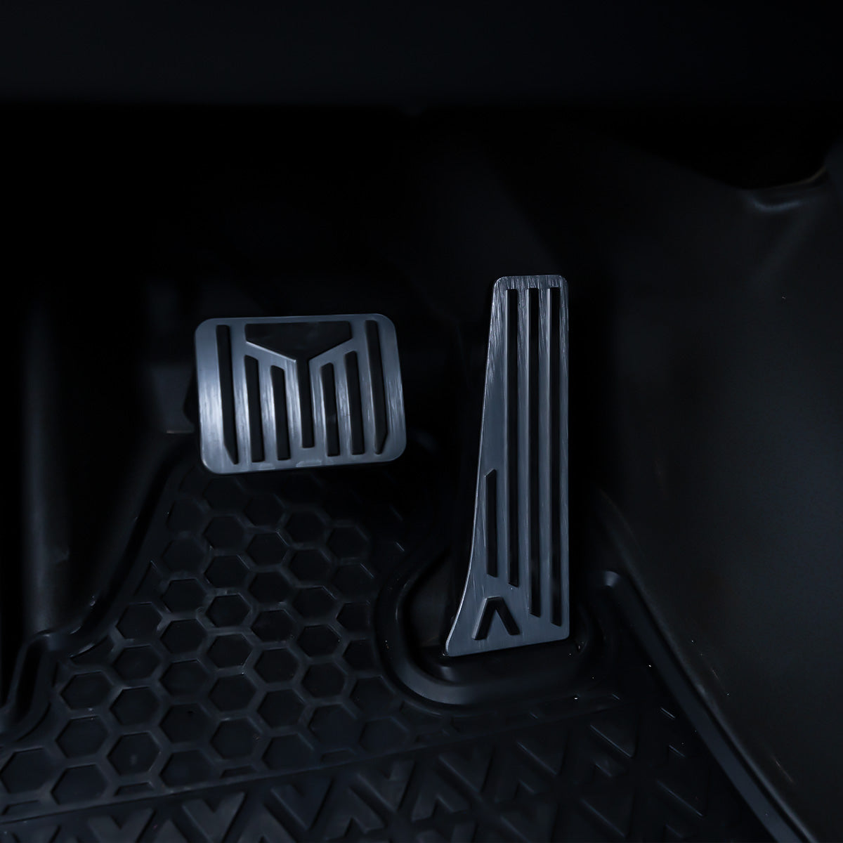 Accelerator & Brake Pedal Covers - Anti-Slip Aluminium (Black / Blue / Silver)