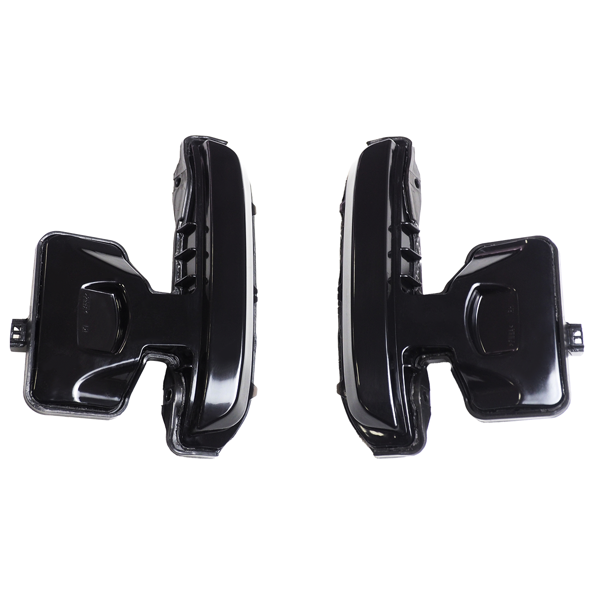 Dynamic Rearview Mirror Indicator Lights