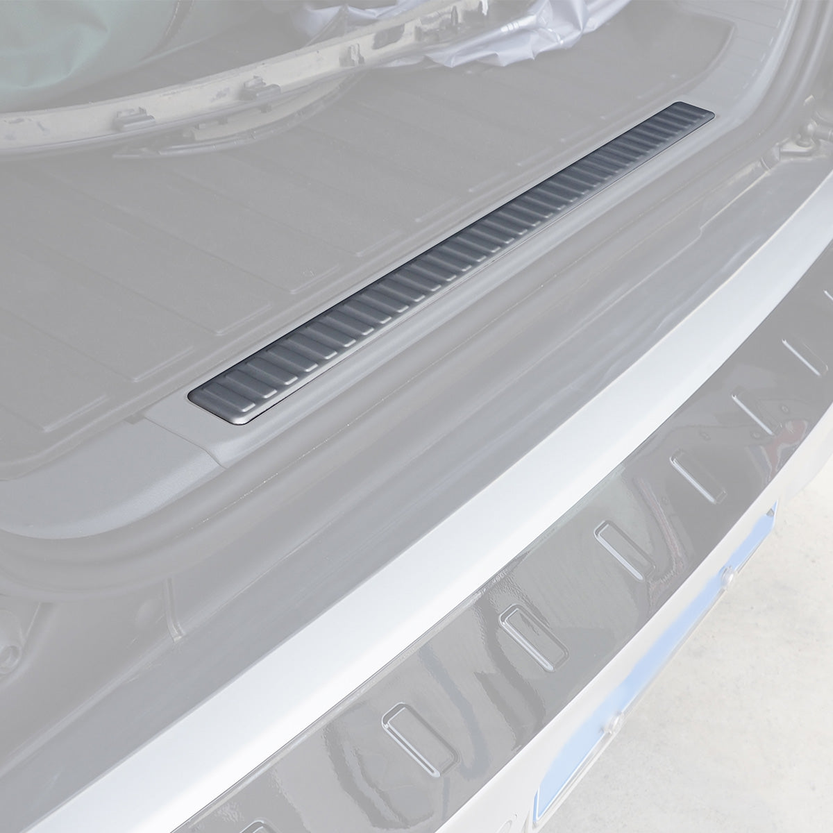 tail door trim panel